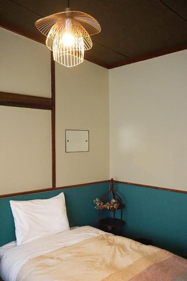 Mojiko Guest House Porto Кіта-Кюшю Екстер'єр фото